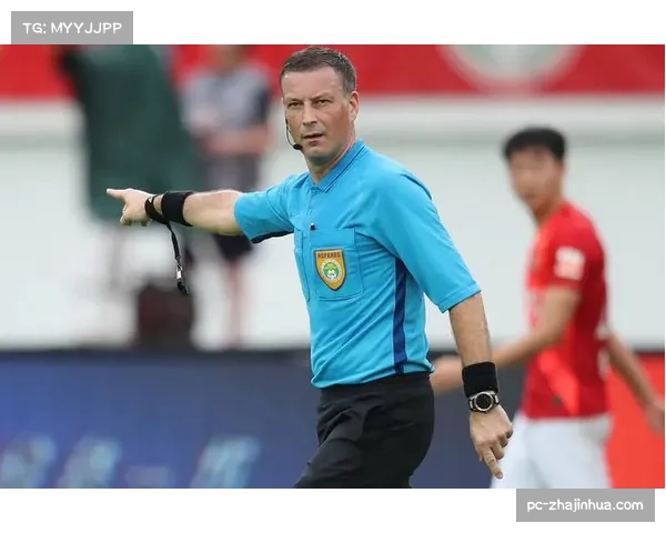 VAR技术使用引热议，裁判尺度一致性受关注